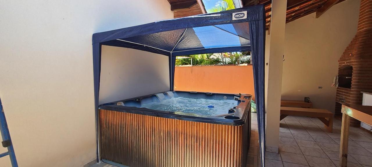 TEMPORADA VERÃO ou INVERNO 300 METROS DO MAR COM JACUZZI Peruíbe Exterior foto