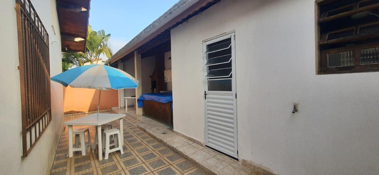 TEMPORADA VERÃO ou INVERNO 300 METROS DO MAR COM JACUZZI Peruíbe Exterior foto